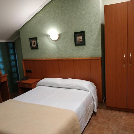 Hotel Real De Castilla Тордесильяс Экстерьер фото